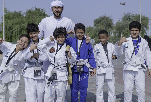 Emirados criam prêmio inédito para famílias no jiu-jitsu