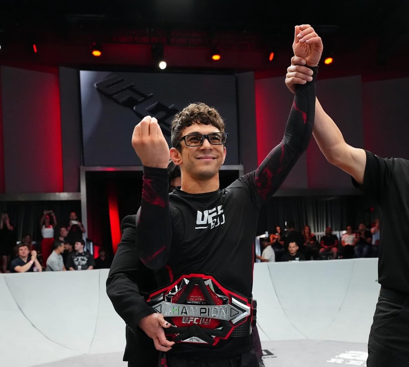 Mikey Musumeci revela: "Umar Nurmagomedov é o melhor grappler do MMA"